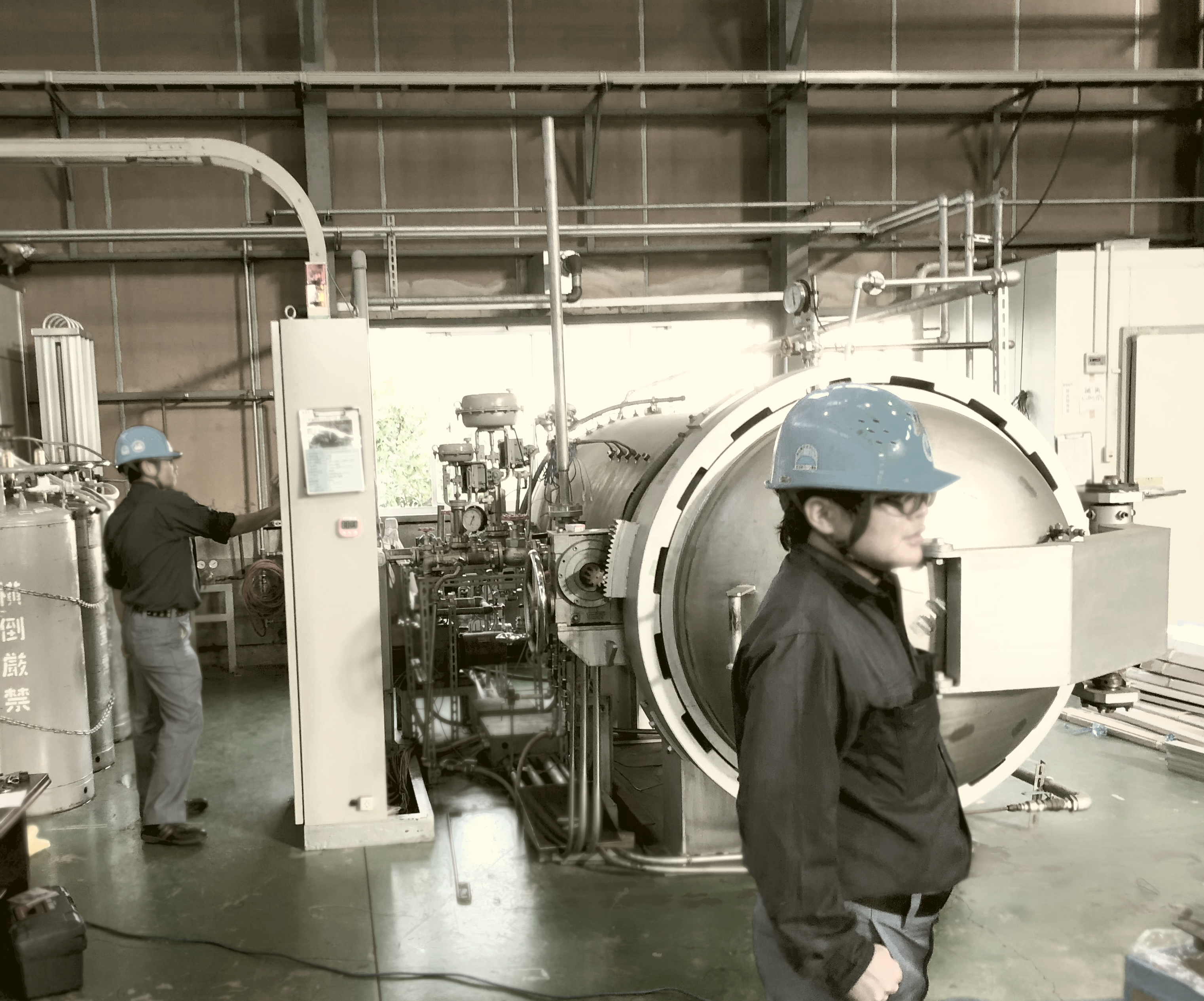 CFRP「も」使ったものづくりをサポート